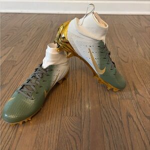 Nike Vapor Untouchable Pro 3 Cleats, Green/Gold, Size 9 *New In Box*